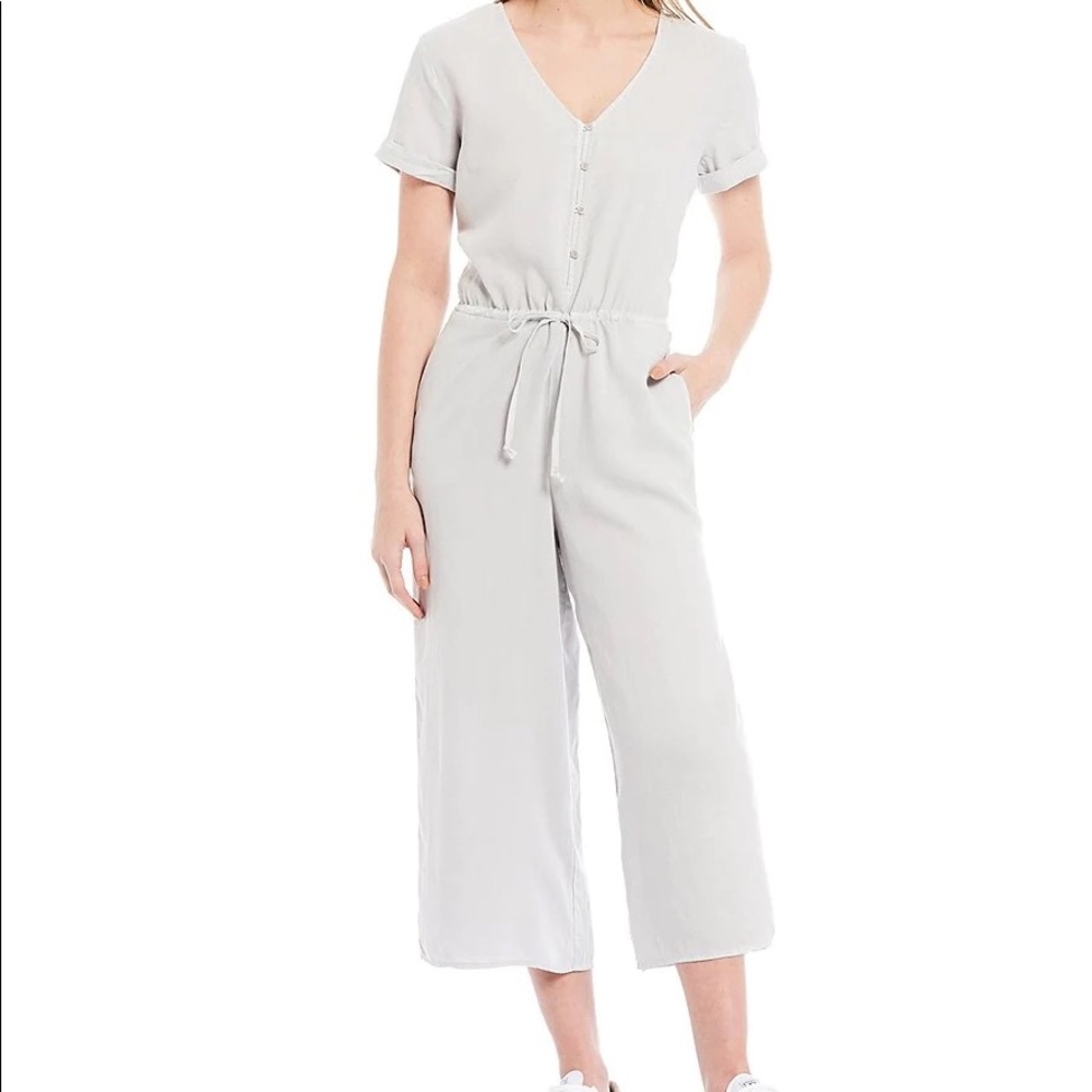 Cloth & Stone Short Sleeve V-Neck Drawstring Waist Wide Leg Cropped Jump…